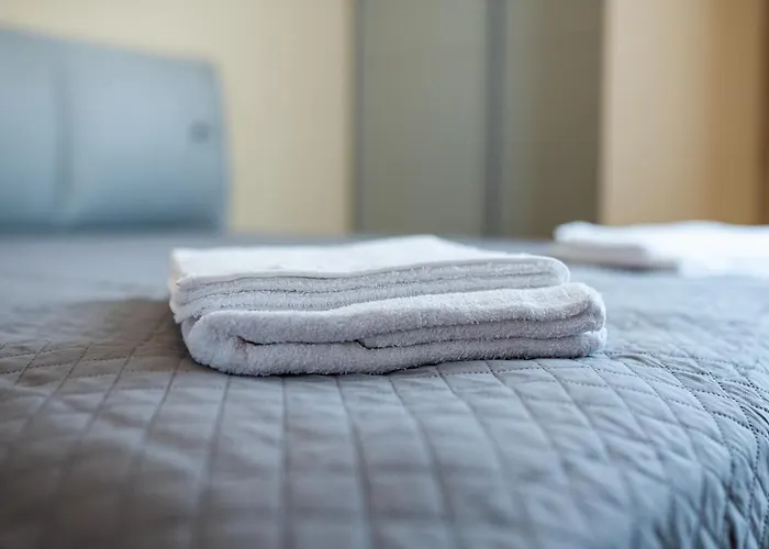 Brand New Downtown Apartman Várna