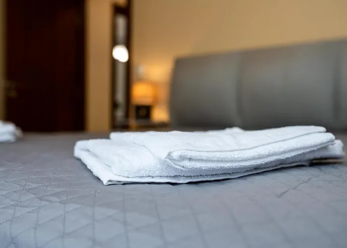 Brand New Downtown Apartman Várna