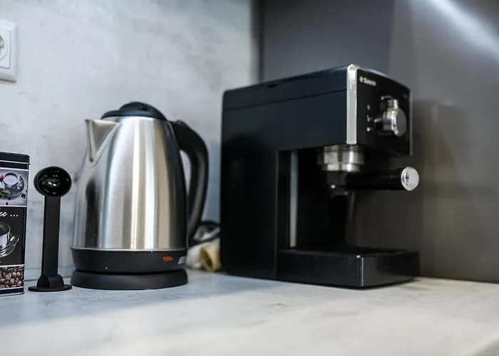 Brand New Downtown Apartman *