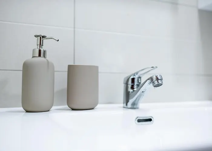 Brand New Downtown Apartman